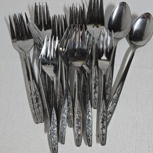 Vintage LOT 19 Customcraft Floral Rose Stainless Cutlery 17 Forks 2 Spoons